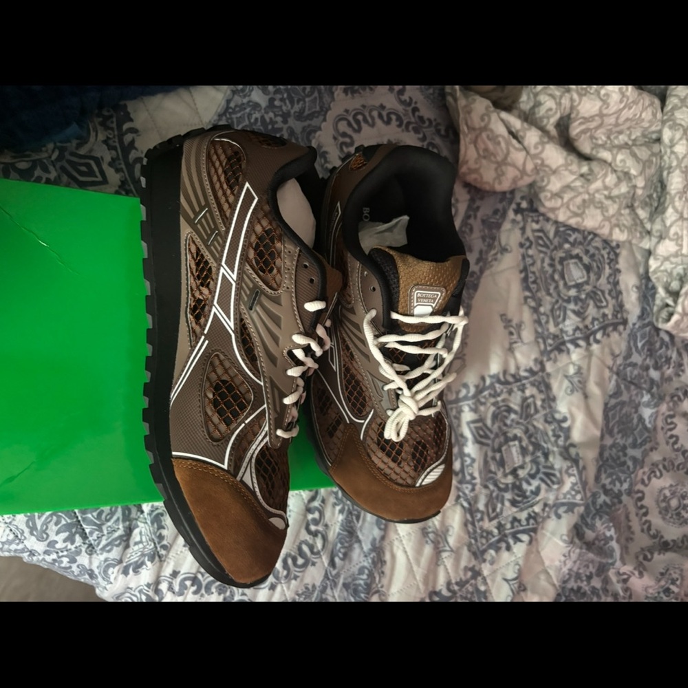 Bottega Veneta Brown and Black Men's Shoes